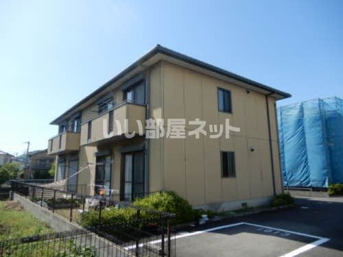 シャーメゾン高岡西の外観画像
