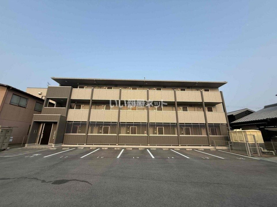 ブライトステージの外観画像