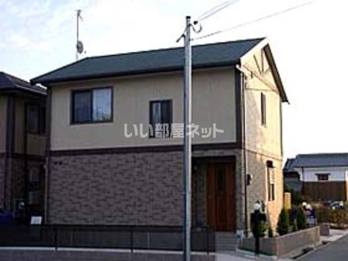 プラシードアレイ B棟の外観画像