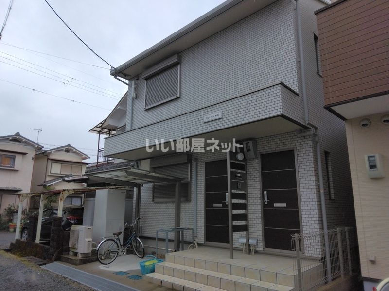 フローラル柏原の外観画像