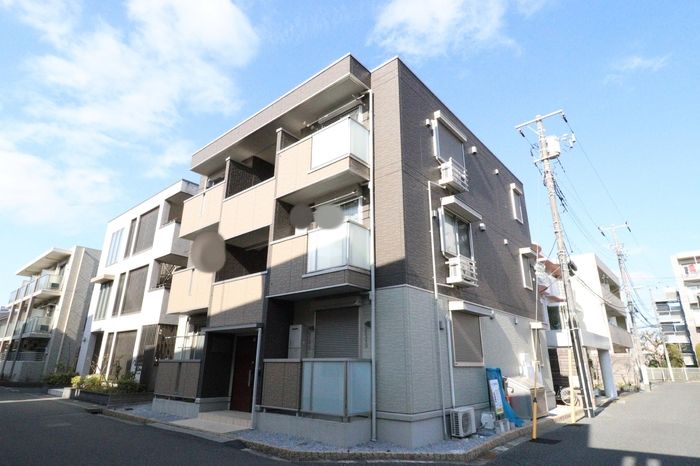 イルミネイトの外観画像