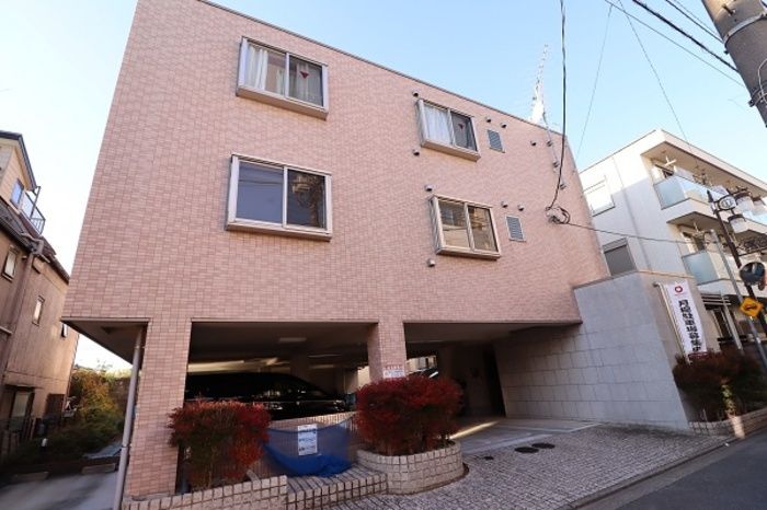 グランシーズ・アリヤマの外観画像