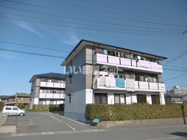 ハイカムール山本の外観画像