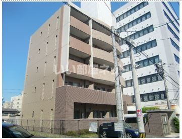 イーズガーデン中央の外観画像