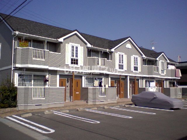 ポワクールⅡの外観画像