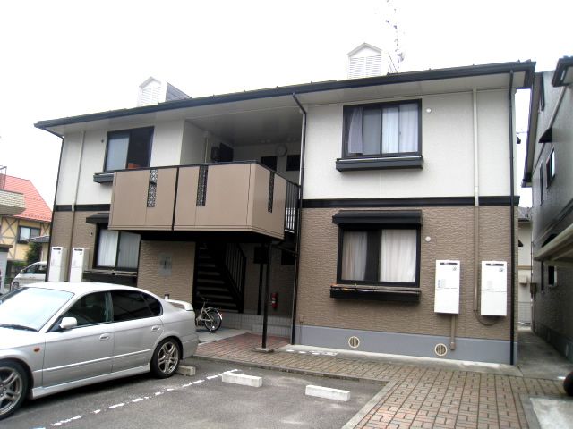 ロイヤルパークBの外観画像
