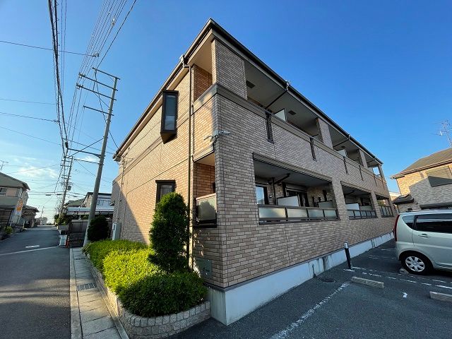 リュミエール アッシュの外観画像