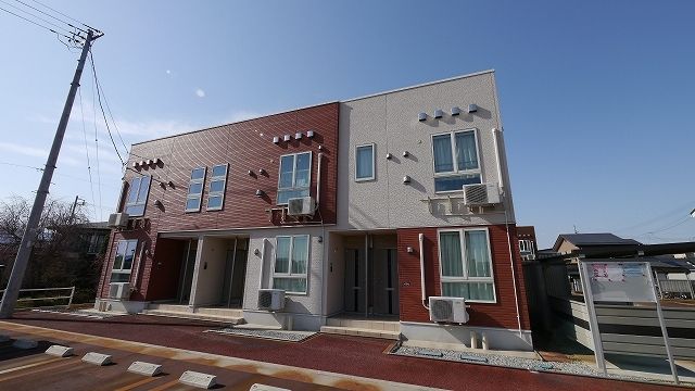 アウローラBの外観画像