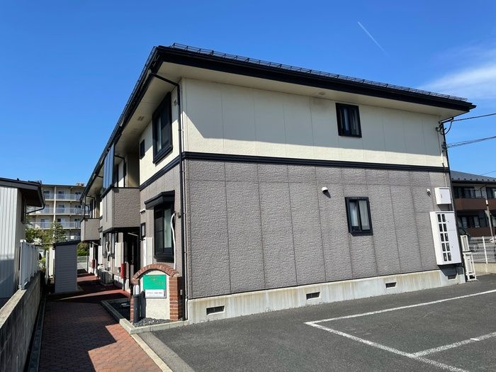 ハイカムールつばさの外観画像