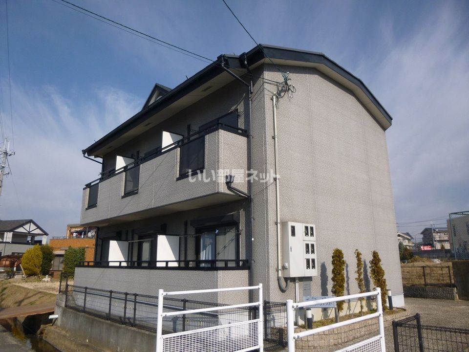 カーサウエストの外観画像