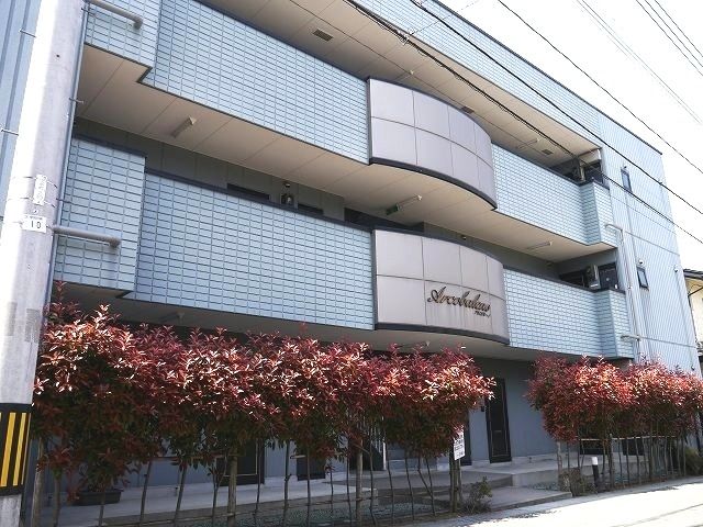 アルコバレーノの外観画像