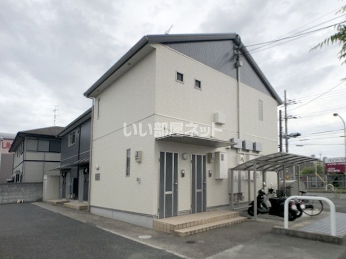 クレストハウスの外観画像