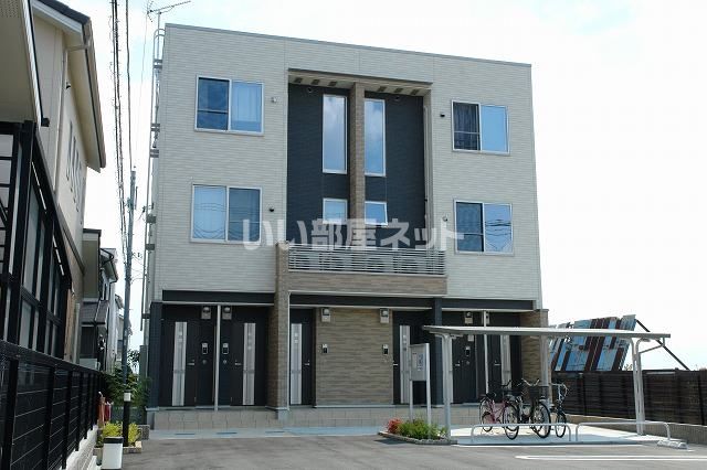 ラ・ベラージュの外観画像