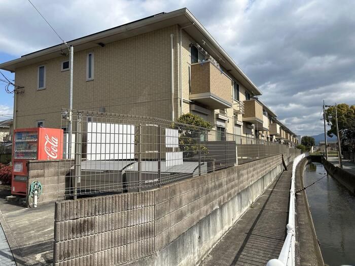 エスポワール E棟の外観画像
