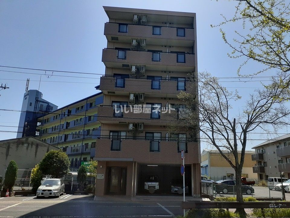 アベニュー美園の外観画像