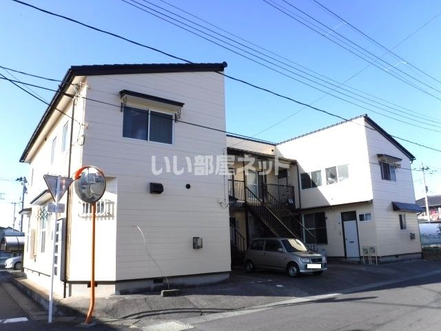 ファミール荒井の外観画像