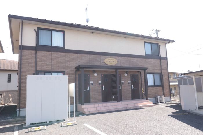 スクエアヒルズBの外観画像