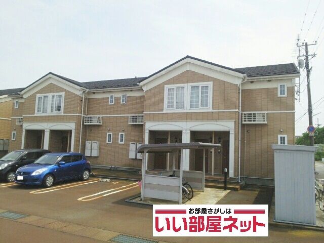 ヴィラ ファミーユ Bの外観画像