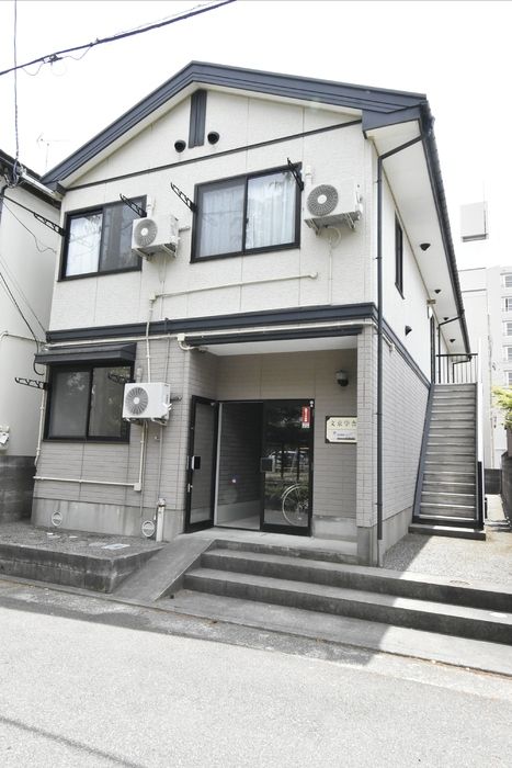 文京学舎の外観画像