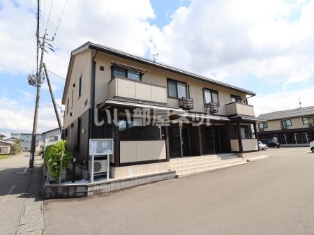 クレールヴィラ優 A棟の外観画像