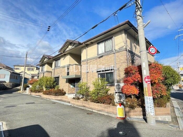 クレール山之上の外観画像