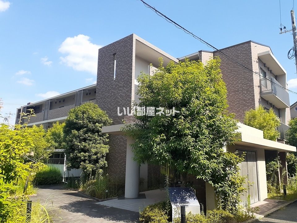 プレザント枚方の外観画像