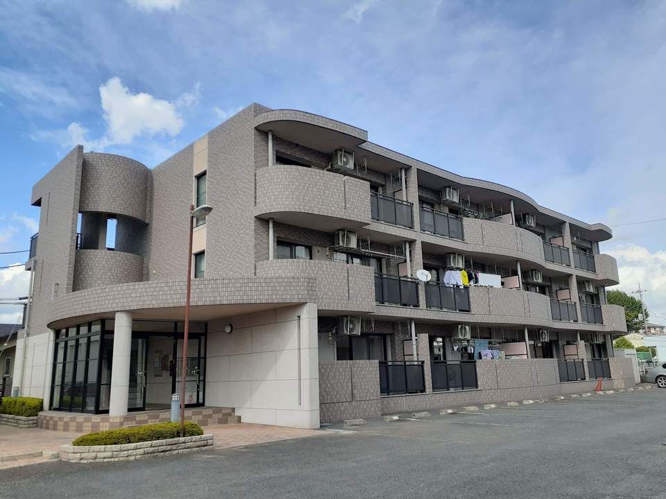 ヴィラ・クレセントBの外観画像