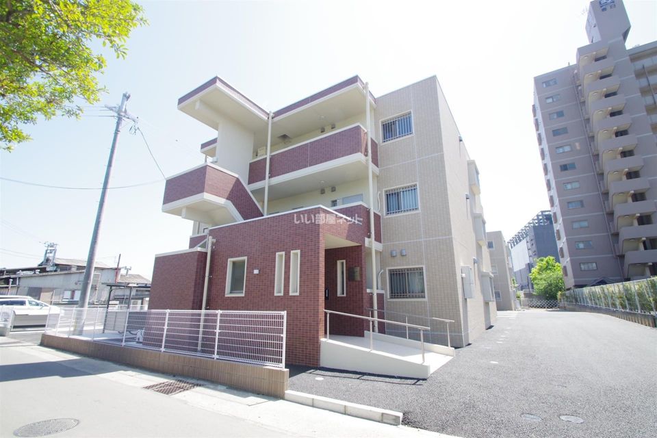 キャッスル上野 1番館の外観画像