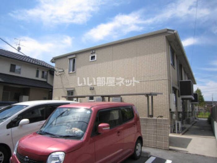 ユーエム・セイラⅢの外観画像