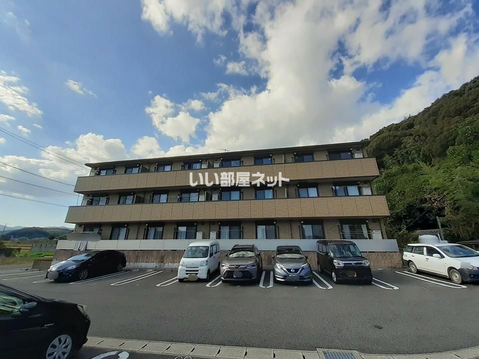 グランソレイユ A棟の外観画像