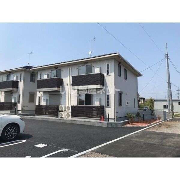 ファミーユ東峰Aの外観画像
