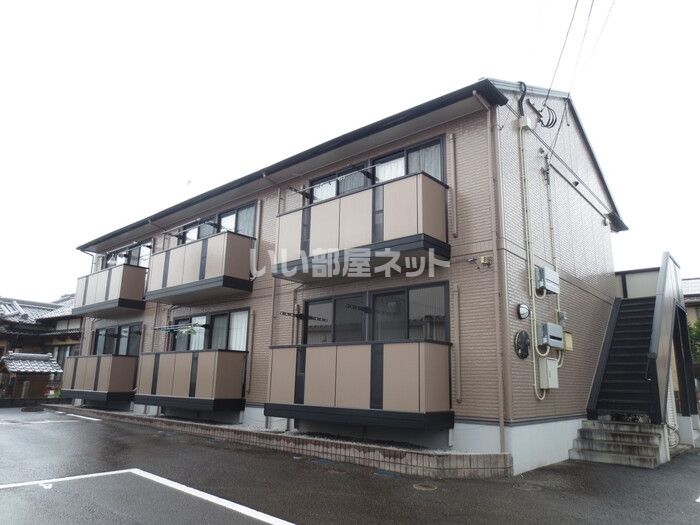 ブリーズ日高の外観画像
