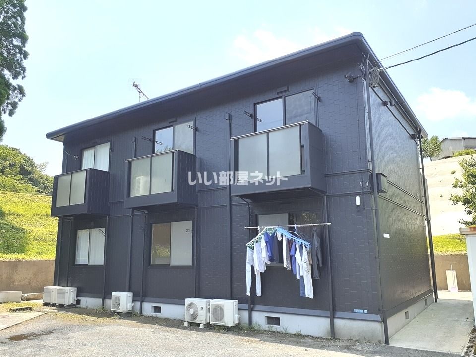 CLARESの外観画像