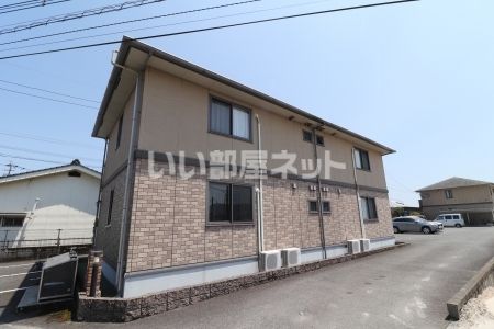 ヴィルヌーヴ都 A棟の外観画像