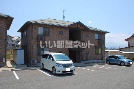 リビングタウン佐久平 Cの外観画像