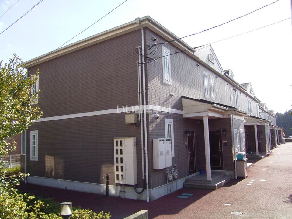ロワイヤルフジガーデンAの外観画像