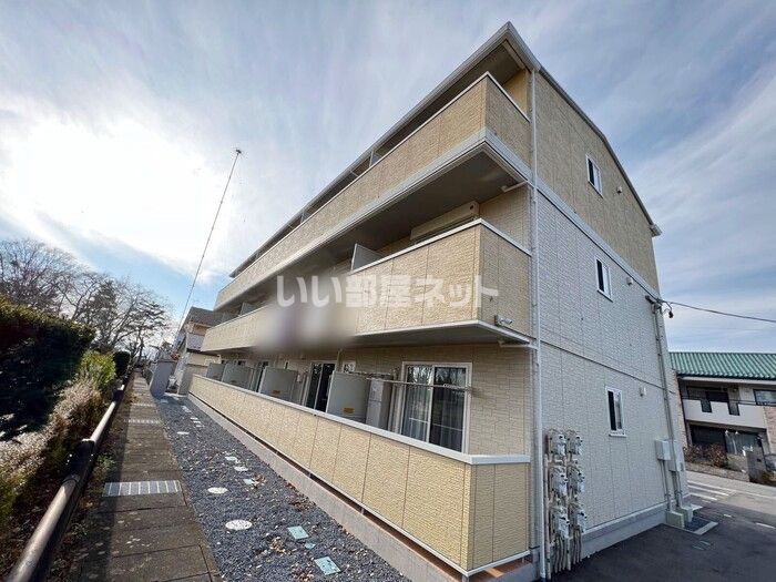 アレーズ ジュアンの外観画像