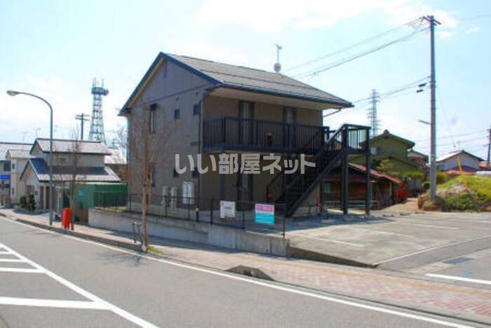 ラ・プルミエの外観画像