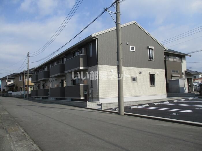 シャルモントの外観画像