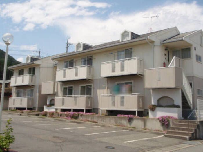 セジュール湯谷 Bの外観画像