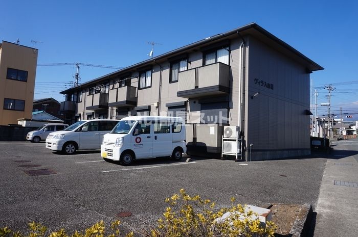 ヴィラ入山瀬の外観画像