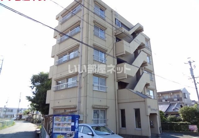 三栄マンションの外観画像