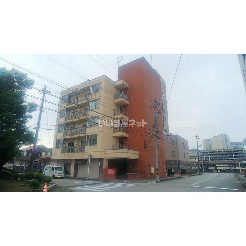 プルミエール高岡駅南の外観画像