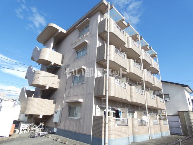 マンションリーフⅢの外観画像