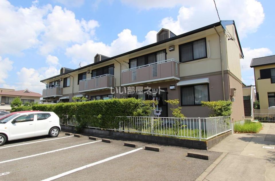 ファミール・Fの外観画像