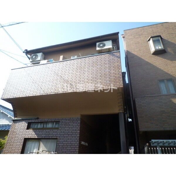 エルカンポの外観画像
