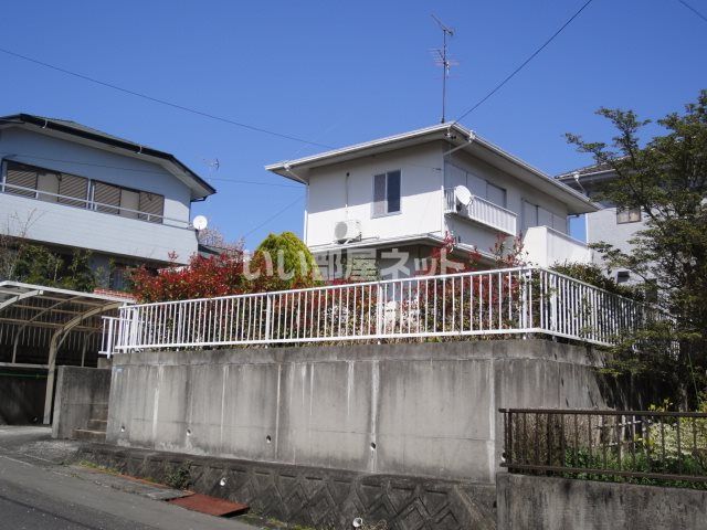 葛ヶ丘一丁目貸家の外観画像