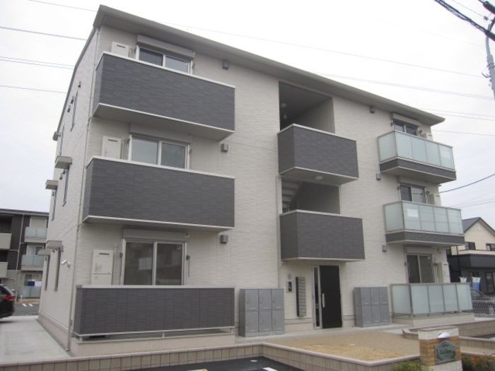 La Tourの外観画像