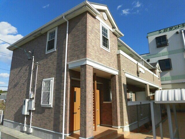 フォーリスト ヒルズ Aの外観画像