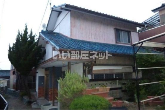 蒲郡金平町折坂貸家の外観画像